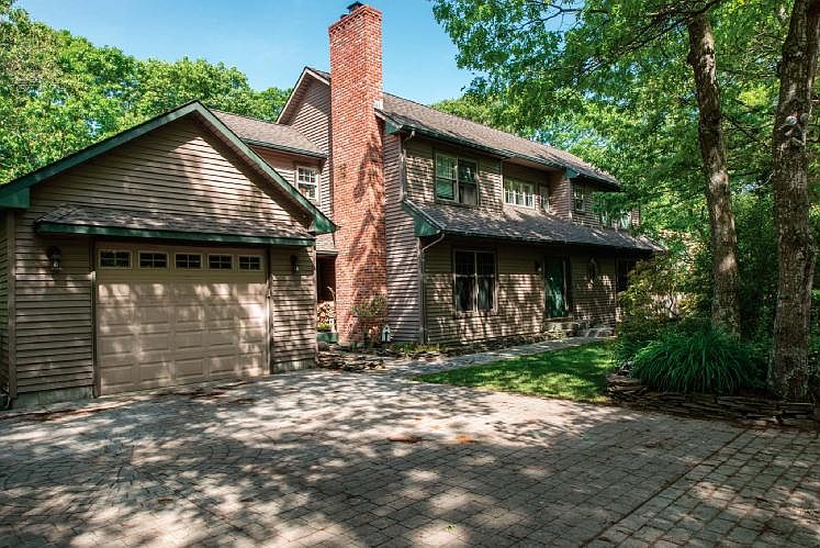 1st image of 50 Shinnecock Ave