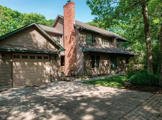 50 Shinnecock Ave, East Quogue, NY 11942