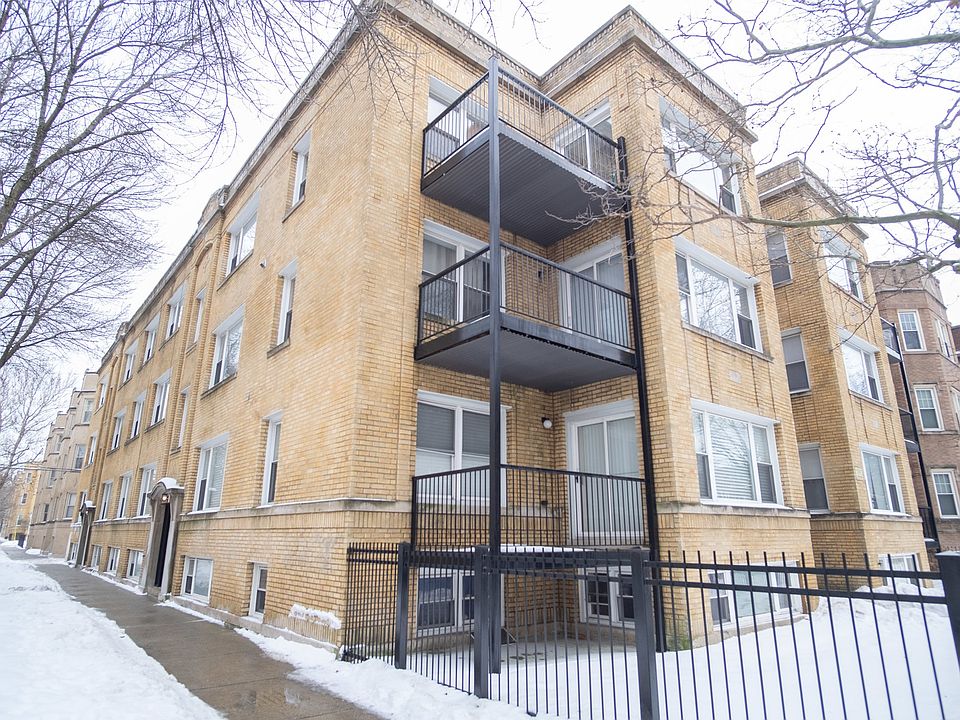 1st image of 2319 W Rosemont Ave Unit 1