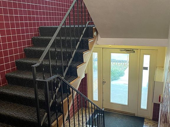 5th image of 4610 Bryant Ave S APT 204