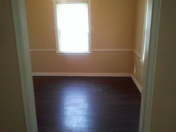 5th image of 3535 N Tacoma Ave