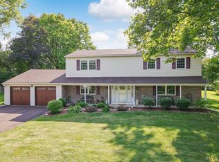 930 Camp Rd, Telford, PA 18969