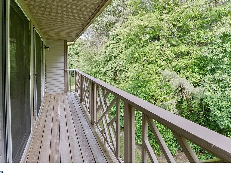private deck
