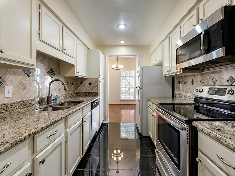 8600 Coppertowne Ln #1901 — Photo 10