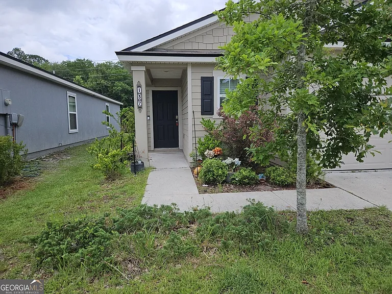 137 Teakwood Dr — Photo 5