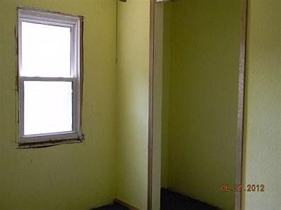 3rd image of 2901 W 22nd St