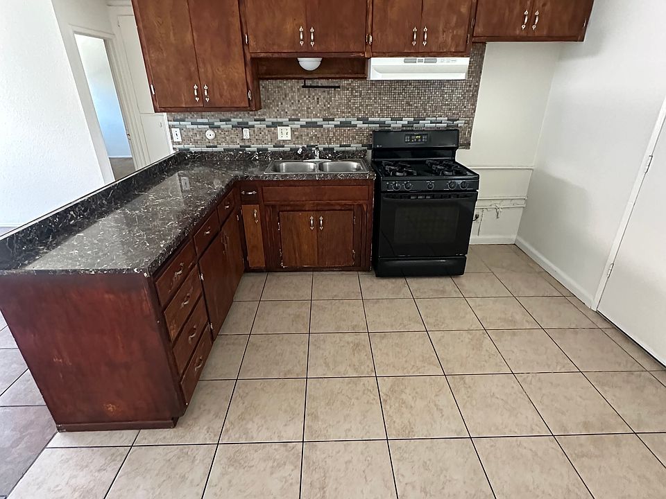 1st image of 342 Clifford Ave