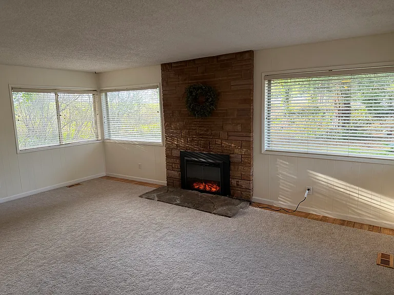 6310 SW Carman Dr — Photo 4