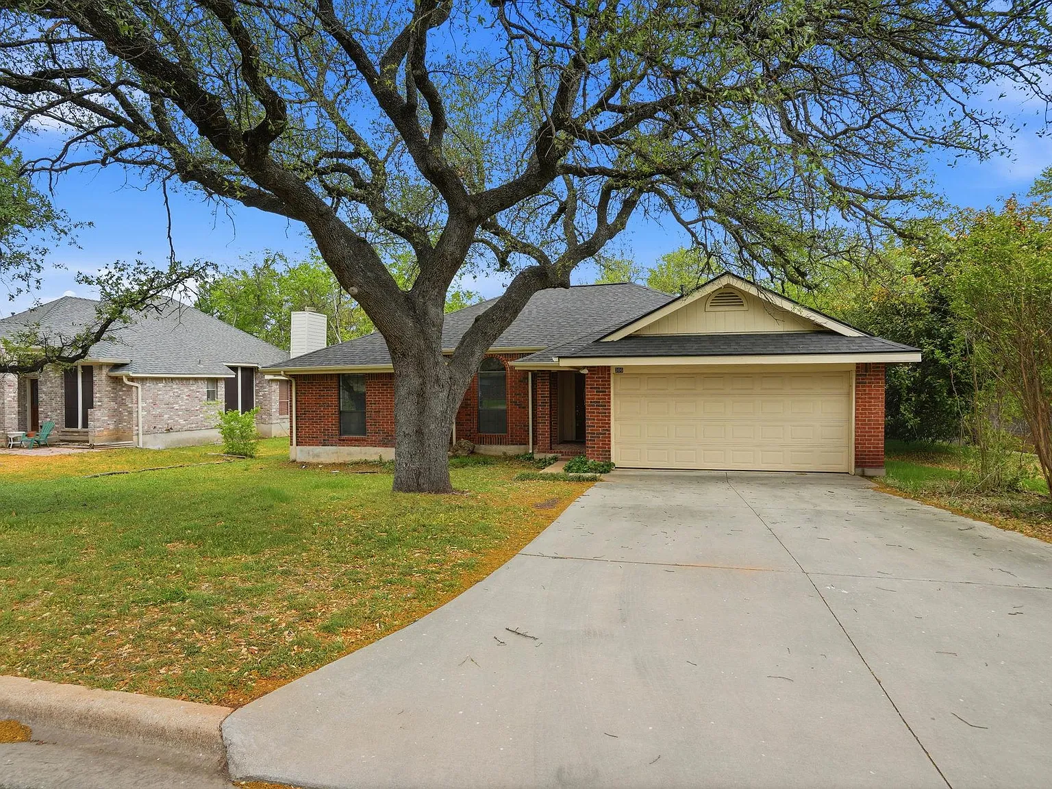 3 bed, 2.0 bath, 1656 sqft, $2,200 — Photo 3
