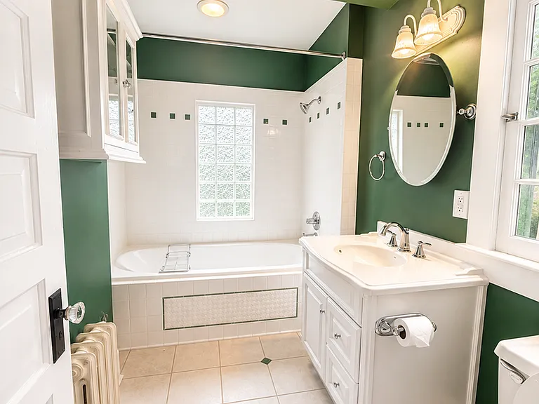 375 E Maine Ave — Photo 17