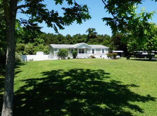 162 Copeland Rd, Beaufort, NC 28516