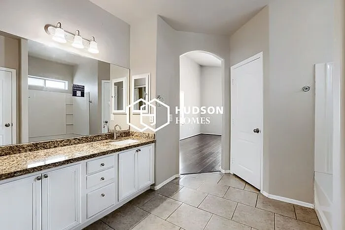 931 S 241st Ave — Photo 22