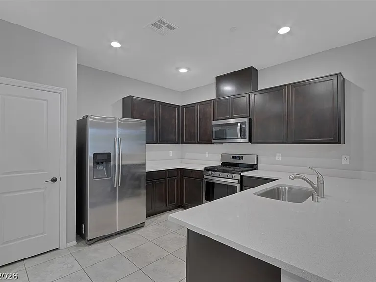 2854 Starling Summit St — Photo 14
