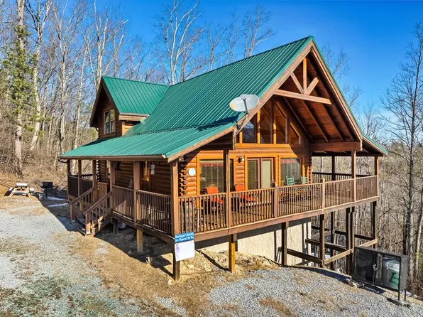 2614 Whipoorwill Hill Way, Sevierville, TN 37862