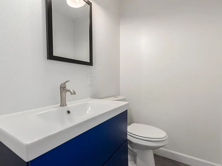 Madison Flats — Photo 13