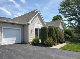 33 Foxwood Rd, Lakewood, NJ 08701