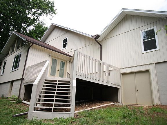 4th image of 12024 Ridgeland Dr