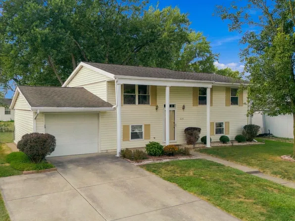 2225 Pebble Beach Dr, Kokomo, IN 46902