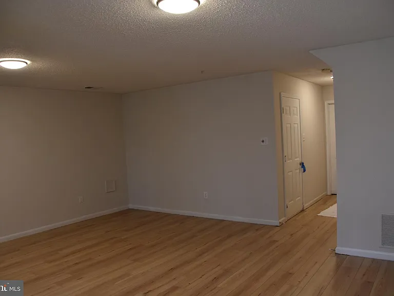 2306 Cold Meadow Way — Photo 32