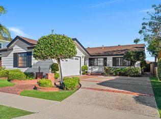 3820 Wisteria St, Seal Beach, CA 90740