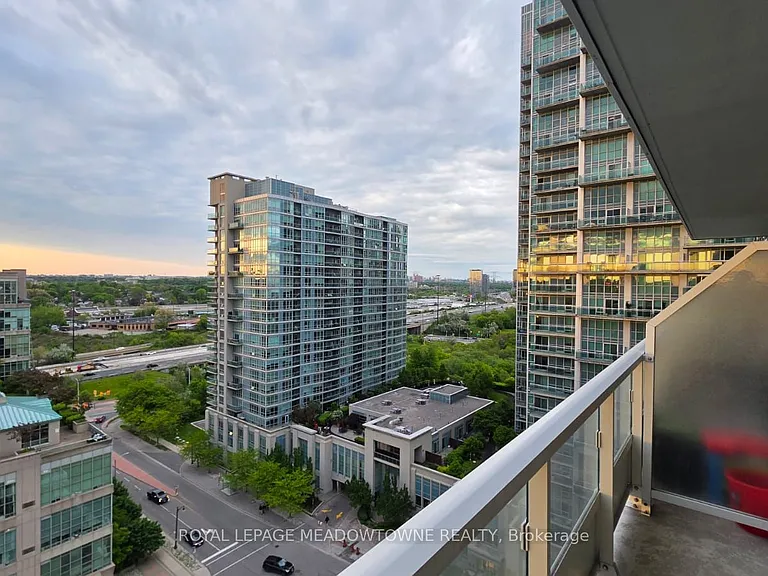 251 Manitoba St #1511 — Photo 12