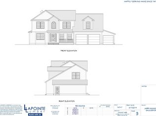 7 Royale Dr, Augusta, ME 04330