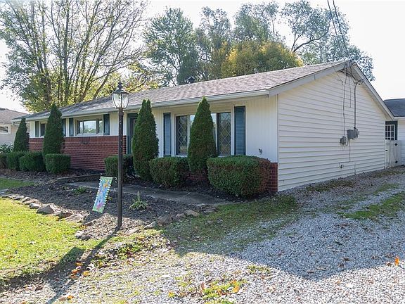 2nd image of 1768 Crock Dr