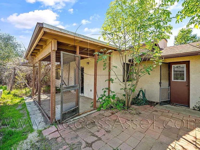 21825 Canyon Dr — Photo 18