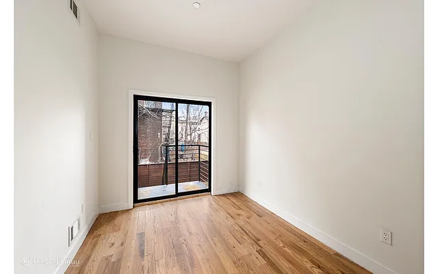 Rented by Douglas Elliman | media 24