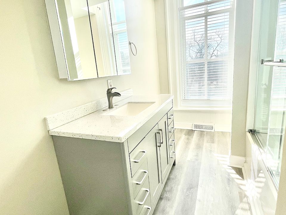 2nd image of 912 Sycamore Line #3D