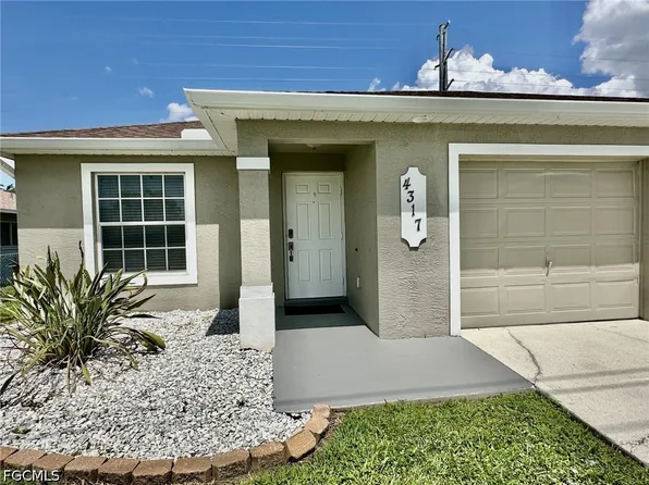 4317 SW Santa Barbara Pl, Cape Coral, FL 33914