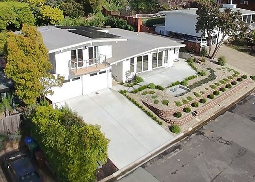 1st image of 555 Virginia Dr