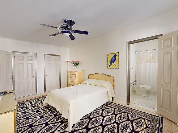 3rd image of 14 Sutton Pl S APT 13C