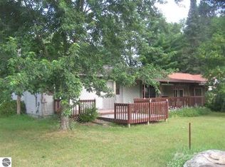 93 N Coleman Rd, Shepherd, MI 48883