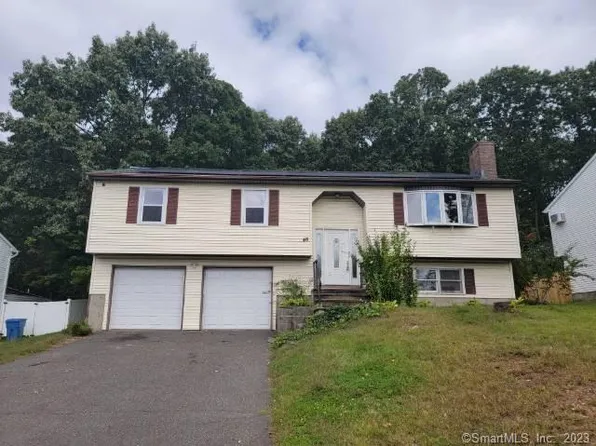 48 Hidden Pond Drive, Waterbury, CT 06704