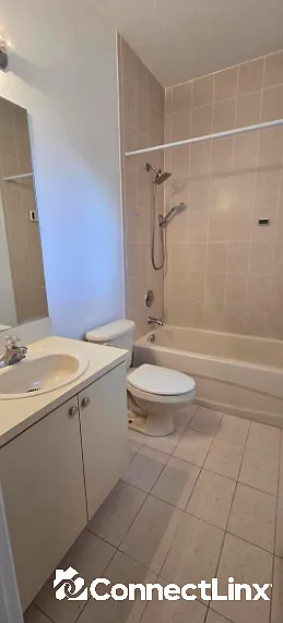 4946 Leeward Ln — Photo 7