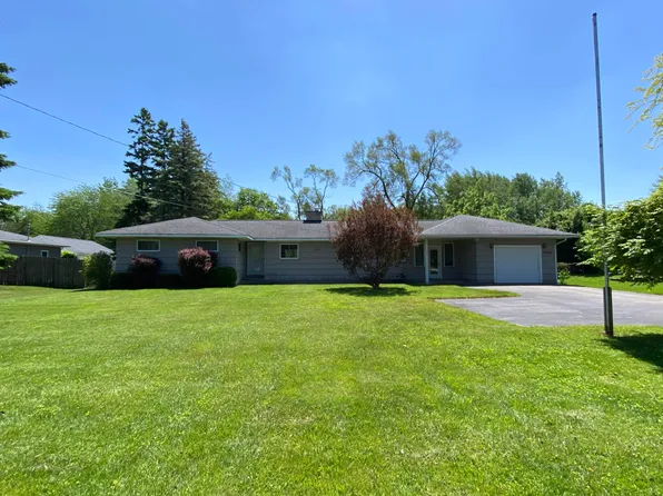3626 Kawkawlin River Dr, Bay City, MI 48706