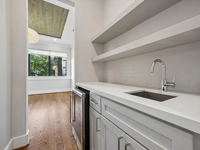 4919 Holt St — Photo 11