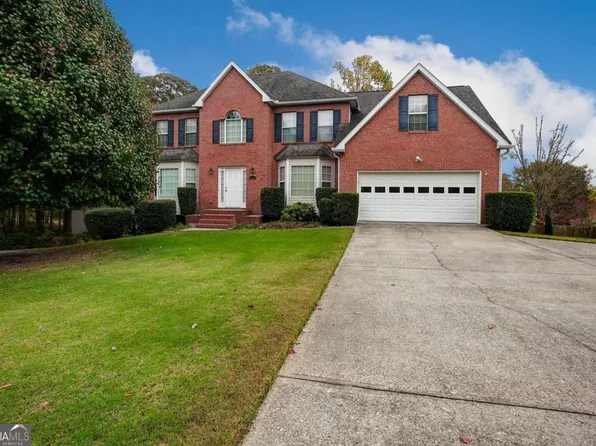 7245 Coral Lake Dr, Flowery Branch, GA 30542