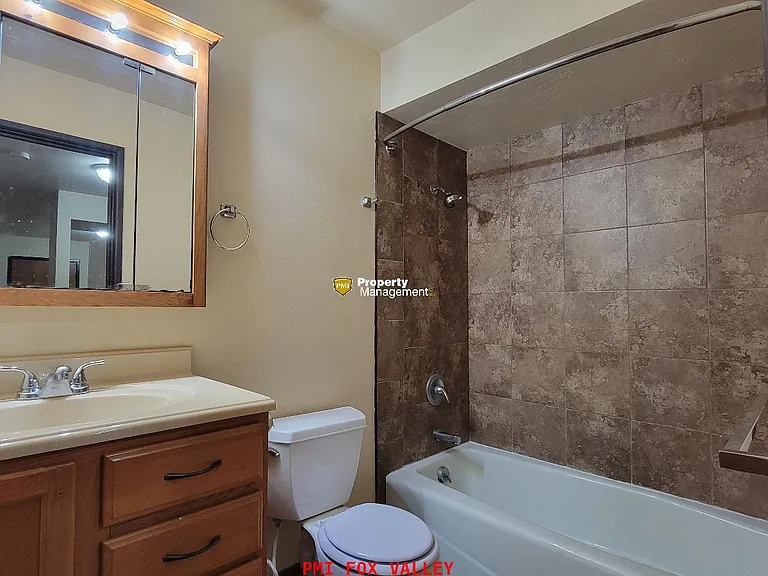 104 Sycamore Dr #3 — Photo 6