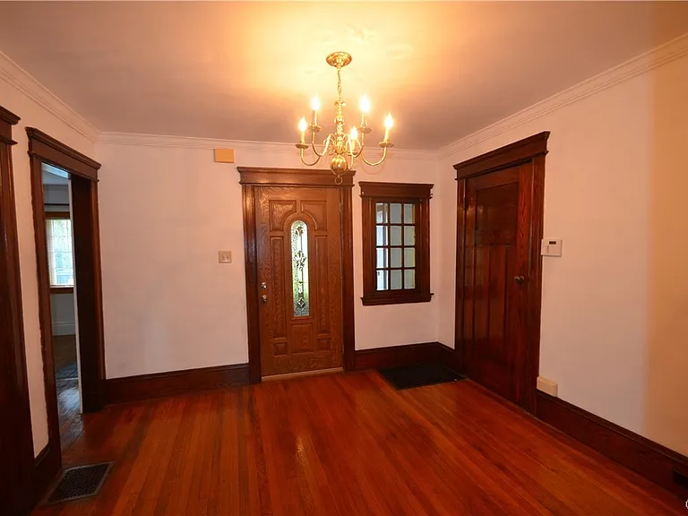 210 Lincoln Park Dr — Photo 18