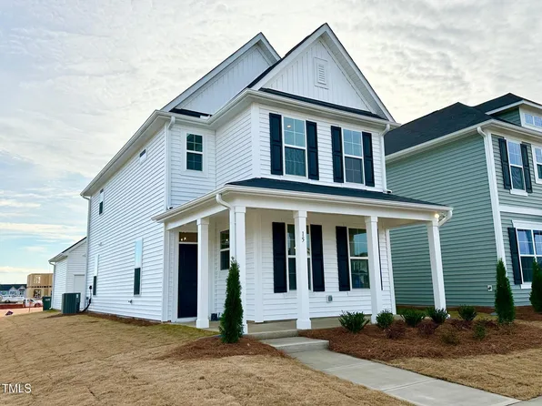 15 Pear Blossom Pkwy #88, Clayton, NC 27520