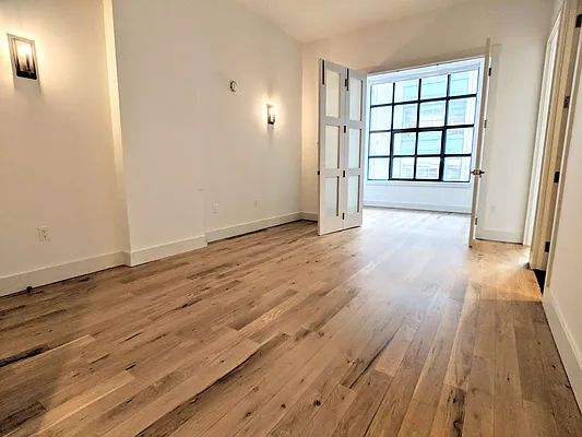 Rented by EXR | media 57