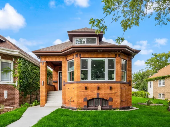 9040 S Racine Ave, Chicago, IL 60620
