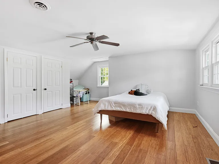 244 Federal City Rd — Photo 18