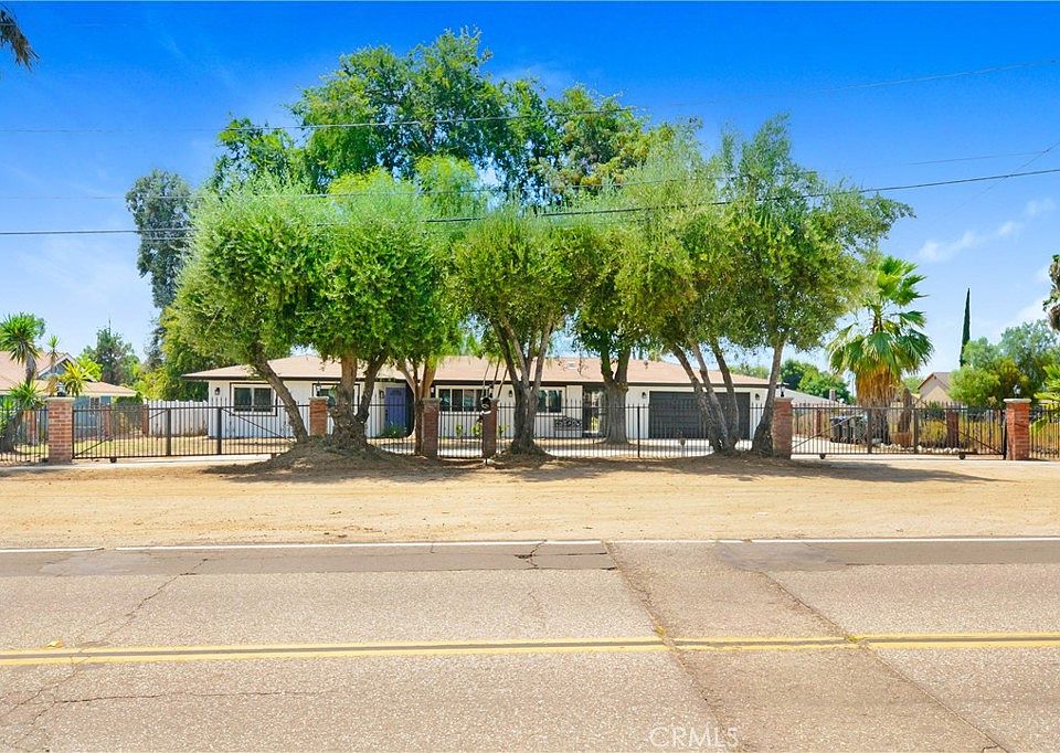1st image of 13551 Lasselle St