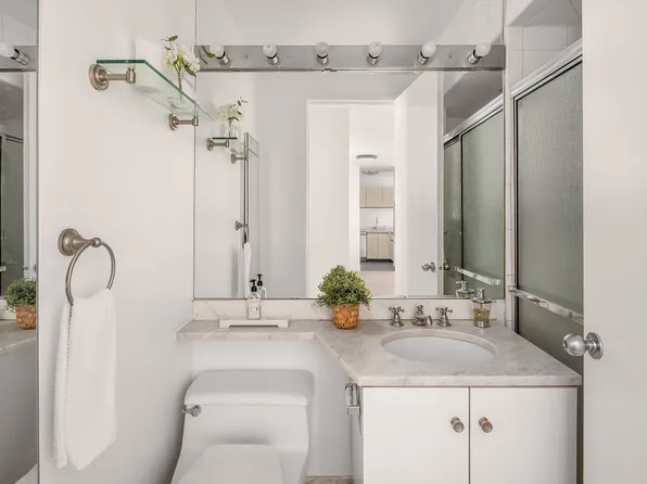 30 West 61st Street image 8 of 13