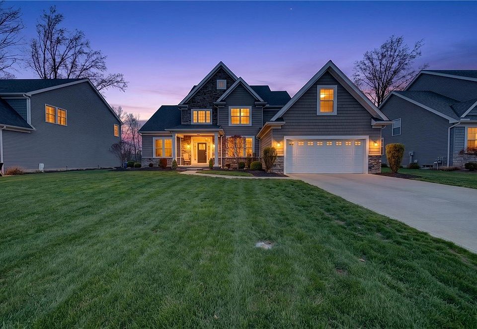 1st image of 32646 Albion Dr