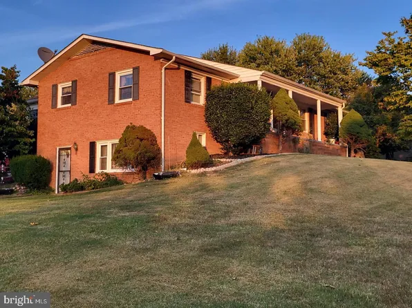 13412 Fitzwater Dr, Nokesville, VA 20181