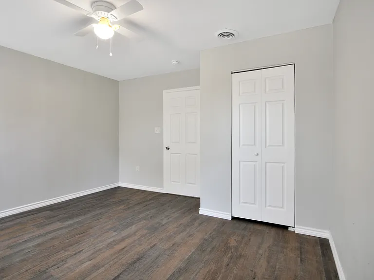 6205 Lovett Ave #L — Photo 19